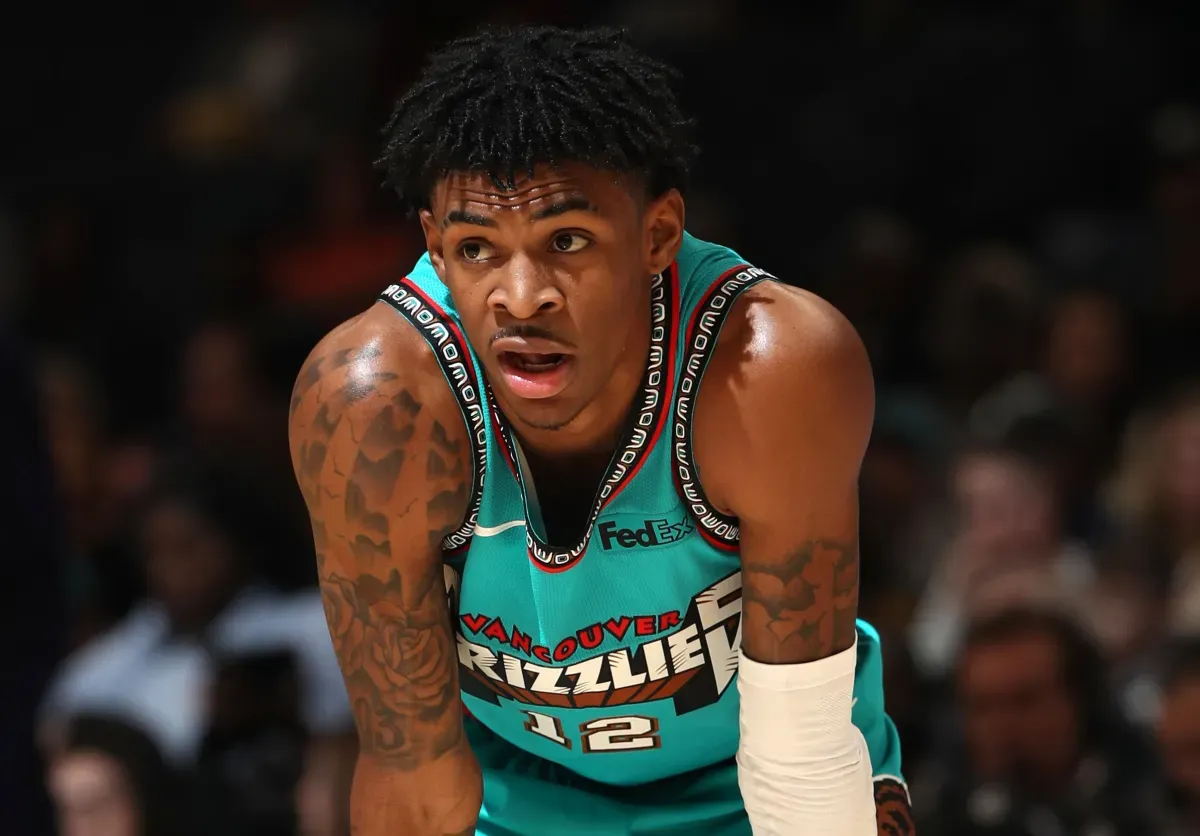 In his return from suspension, Ja Morant's buzzer-beater beats the Pelicans.